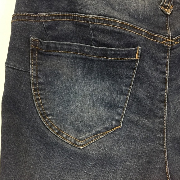 Democracy "Ab" Technology Jean Shorts - Picture 9 of 16